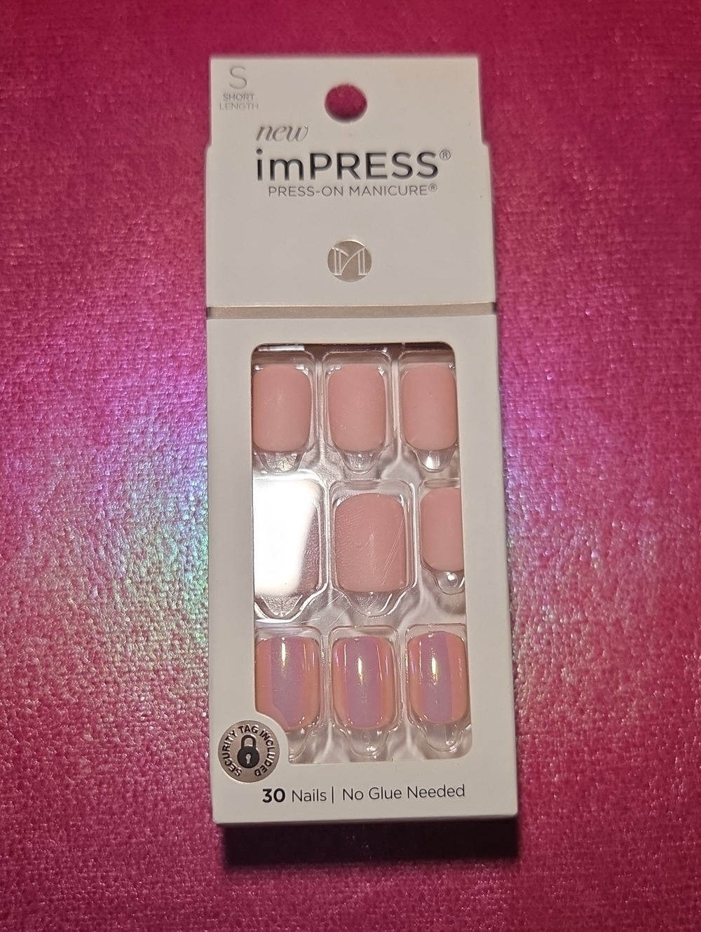 Press-on nails packaging
